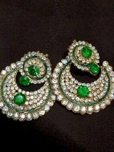 Elegant Emerald & Diamond Dangle Earrings