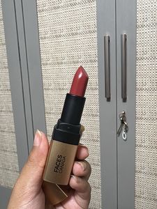 Faces Canada Comfy Matte Lipstick