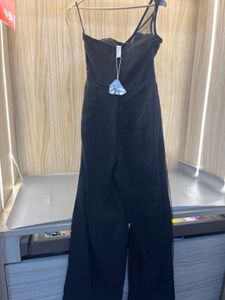 NEW KAZO Chic Black One-Shoulder Jumpsuit