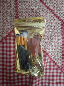Compact Makeup Brush &amp; Sponge Set