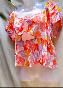 Cutout TieFront Top(women’s