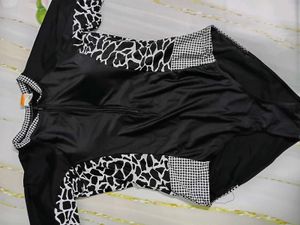 (883)Long Sleeve Swimsuit