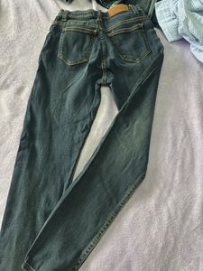 high waist jeans26-28 stretchy