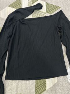 Black Ribbed One-Shoulder Top