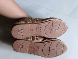 Pretty Footwear ✅❤️only Used Once