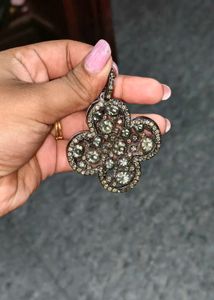 Sparkling Combo offer of lockets❤️