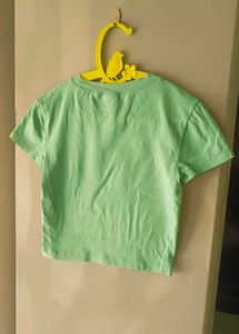 H&amp;M Green Crop T-Shirt