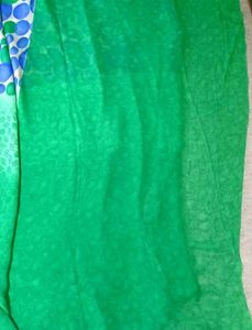Vibrant Green Saree with Blue Bubble Print