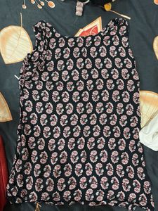 Stylish Sleeveless Printed Top
