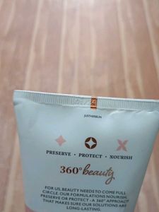 just herbs wild Indian rose body wash