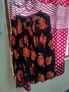 Flowy Floral Black Skirt