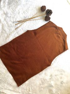 Sleeve less top. Brand new