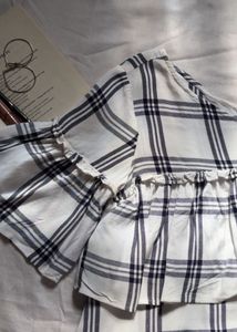 Chic Plaid One-Shoulder Ruffled Top