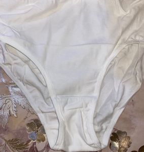 Comfortable White Cotton Briefs