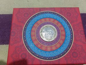 Reserve bank Of India Platinum - 10 Rupee Coin.