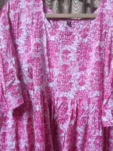 Vibrant Pink Floral Print Kurta