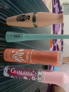 Combo Of Blush, Eyeliner, Gloss