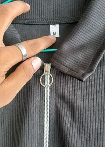 Women's Ribbed Half-Zip Collar Crop Top