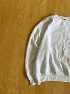 Comfortable White Sweatshirt