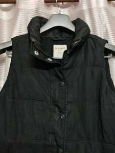 Old Navy Black Puffer Vest