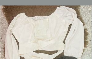 Chic White Puff Sleeve Crop Top