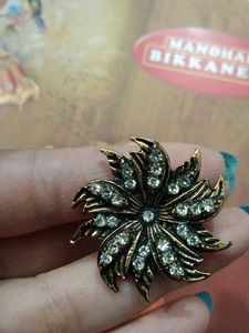 Vintage Floral Statement Ring