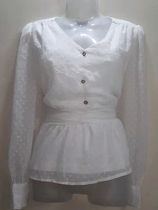 Korean White Embellished Top❤️⚘️