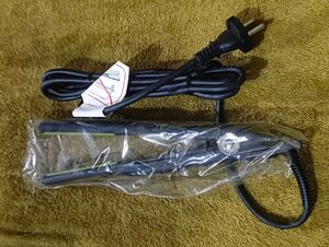 Brocato Vibrastrait Flat Iron Hair Straightener
