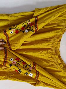YELLOW COLD SHOULDER DRESS