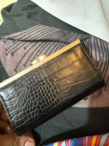 Accessorize London Black Croc-Effect Wallet
