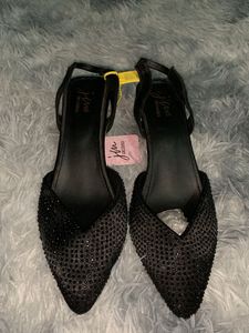 Sparkling Black Heeled Flats