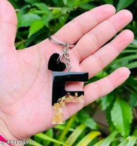 Initial 'G' Resin Keychain
