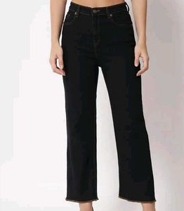 Black High-Waisted Wide-Leg Jeans