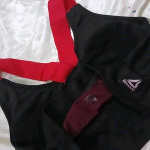 Reebok Sports Bra - Black &amp; Red sez M