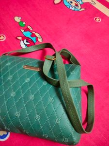 Sling Bag Price Drop 💧💧💧