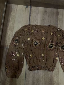 Embroidered Brown y2k top