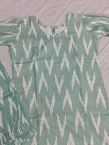 Stylish Xoxo Kurta and Pant Set