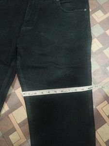 Black Jeans - Stylish &amp; Versatile