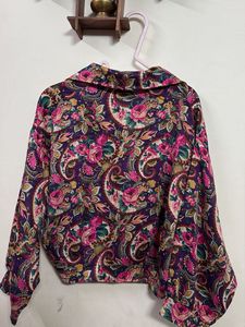 Vibrant Floral Print Button-Up Blouse