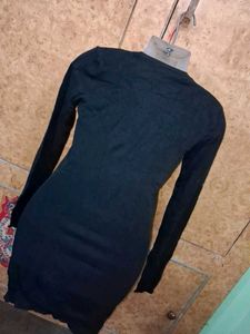 Black Eiffel Tower Graphic Zipper Top