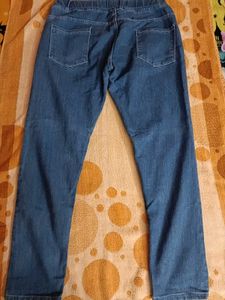 Combo of MAX Green Top &amp; DMart blue Jeans 👚👖