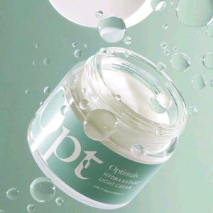 Hydra Radiance Light Cream
