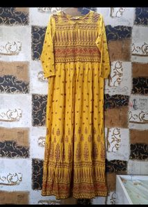Global desi floor length maxi dress only wear once( see the l0ook after wearing in images) order and get freebie now