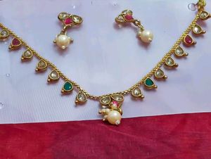 Elegant Pearl &amp; Gemstone Necklace Set