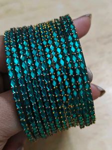 Beautiful Teal & Gold 12 glass Bangles Set