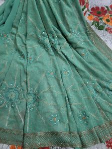 Beautiful Border with heavy design Saree i