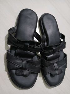 Hush Puppies ISA- black sandals