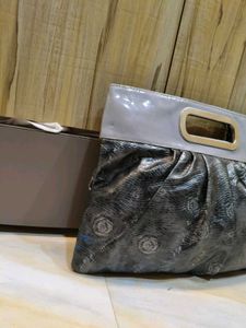 Chic Metallic Clutch Bag