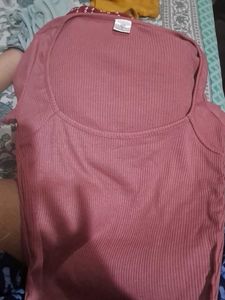 Ribbed Knit Cropped Top