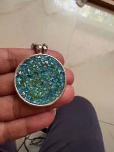 Sparkling Blue Pendant Necklace
